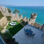 Castello Borelli Apartment Borghetto Santo Spirito