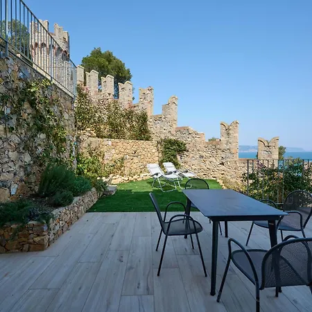 Apartman Castello Borelli Borghetto Santo Spirito