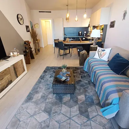 Apartman Castello Borelli *